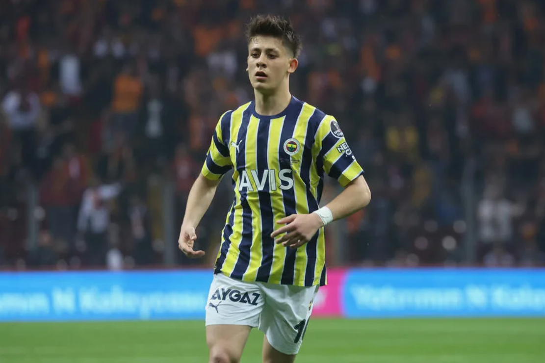 Güler reescreveu recordes de Ronaldo na partida